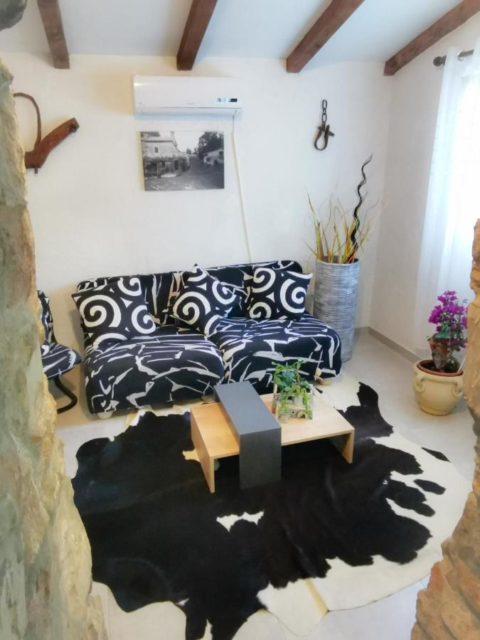 Nedeščina Holiday House Vuki מראה חיצוני תמונה