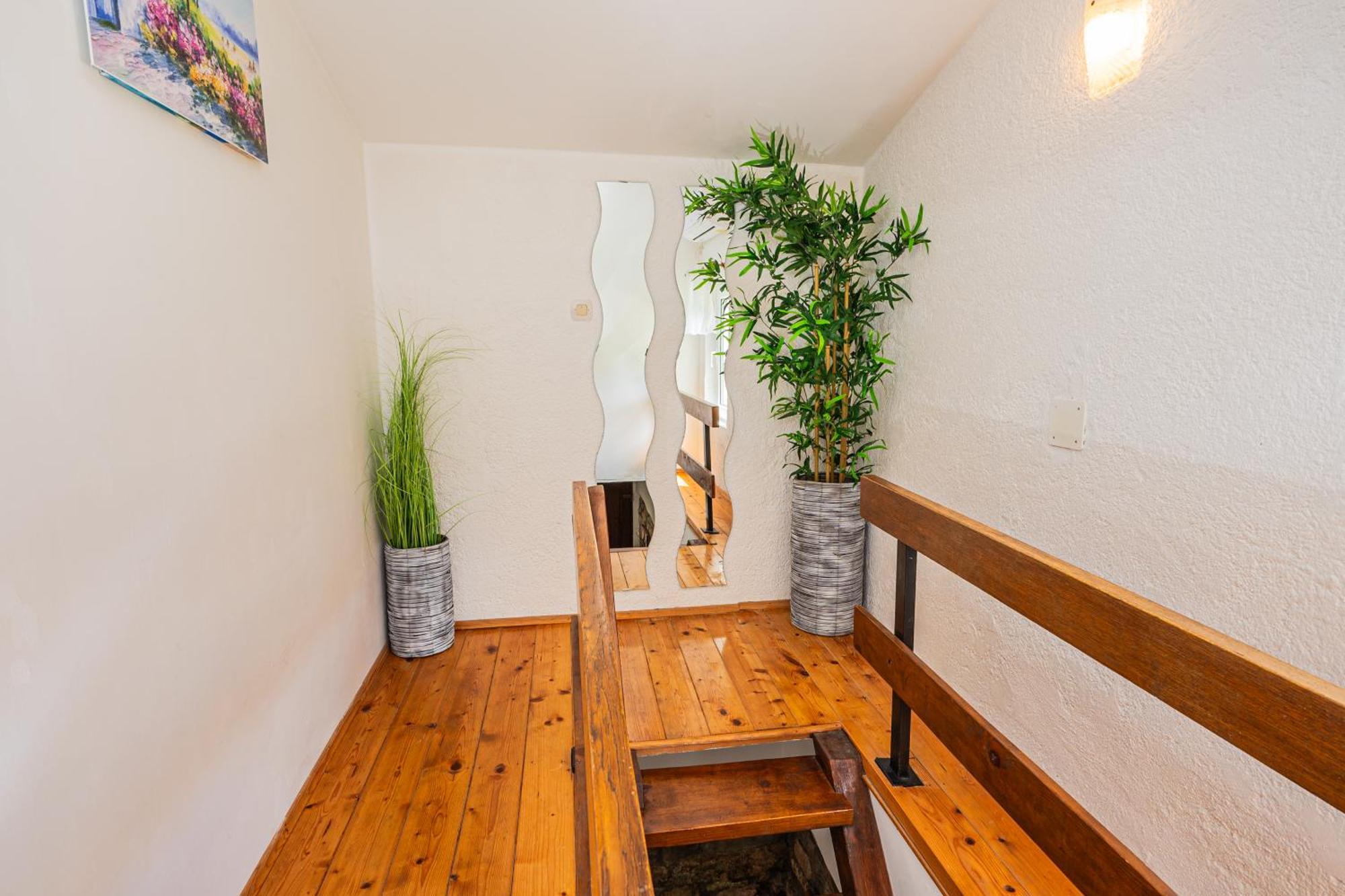 Nedeščina Holiday House Vuki מראה חיצוני תמונה