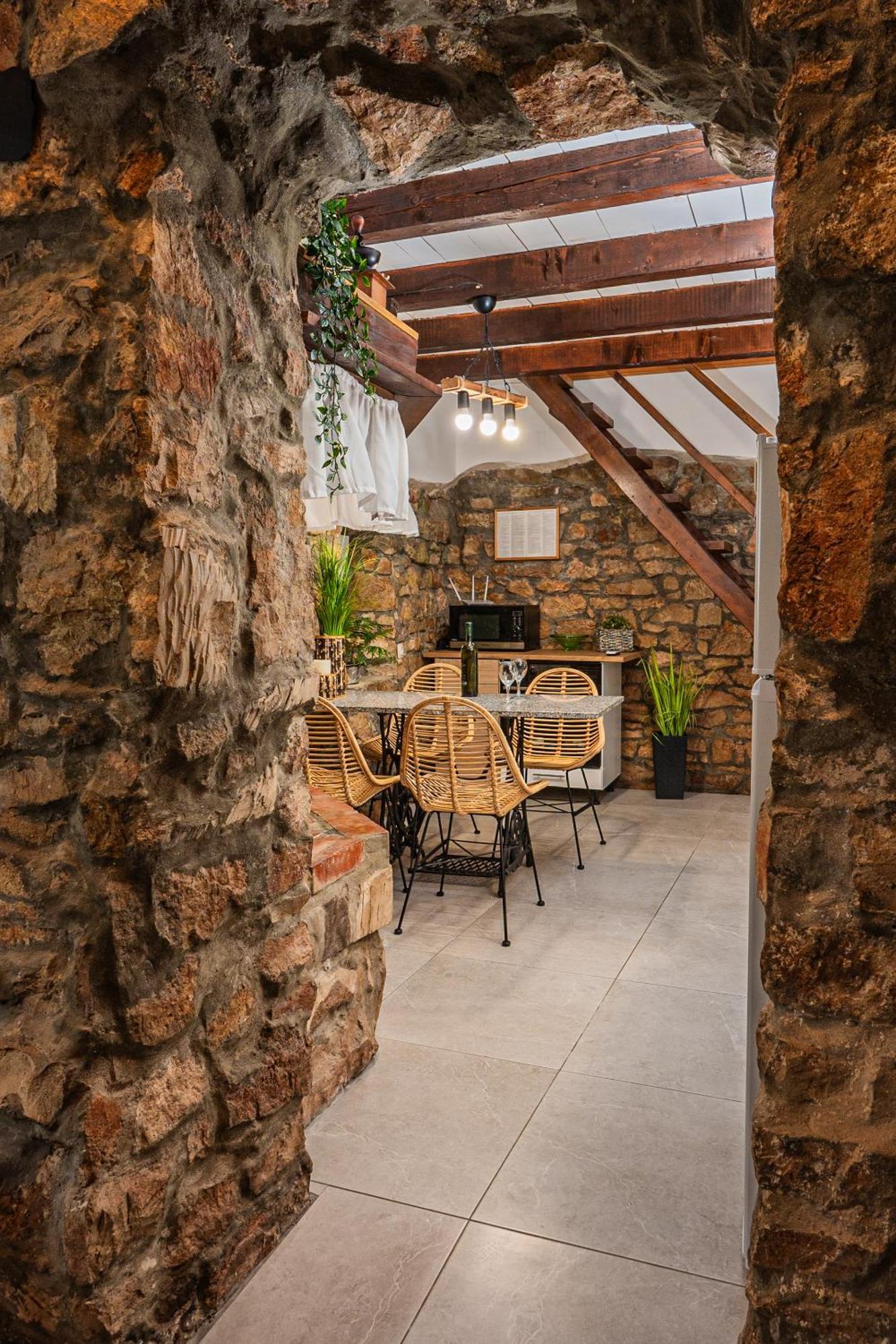 Nedeščina Holiday House Vuki מראה חיצוני תמונה